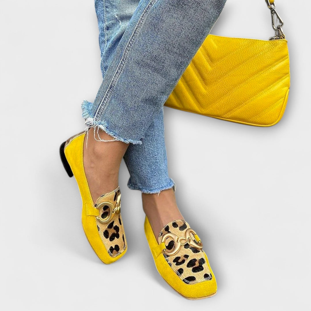 Calista – Leopar Desenli ve Metalik Detaylar