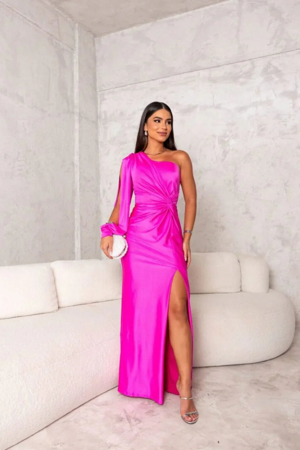 Evelyn™ – Tek Omuzlu Saten Maxi Elbise
