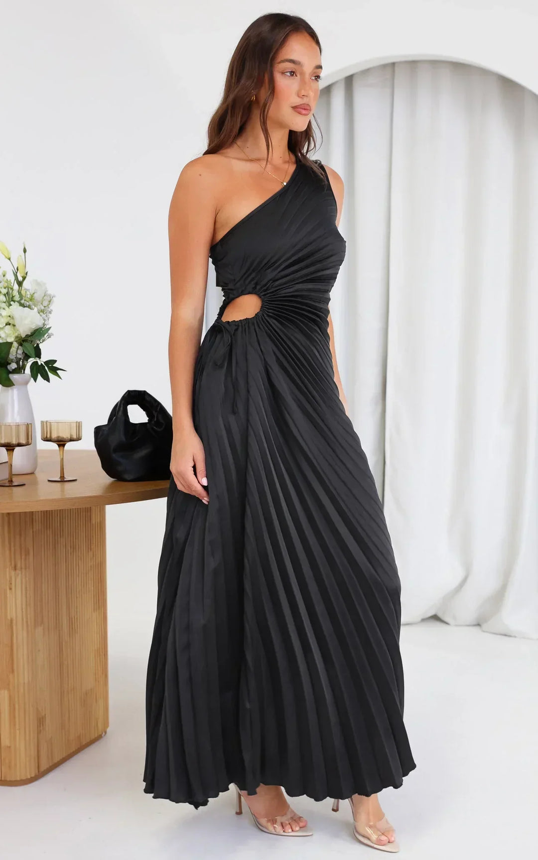 Sylvia™ – Tek Omuz Plise Midi Elbise