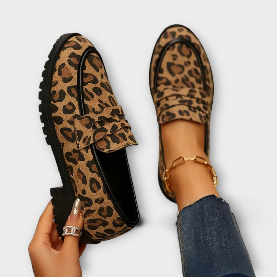 Mireille – Leopar Desenli Sanal Süet Yuvarlak Burun Günlük Loafer