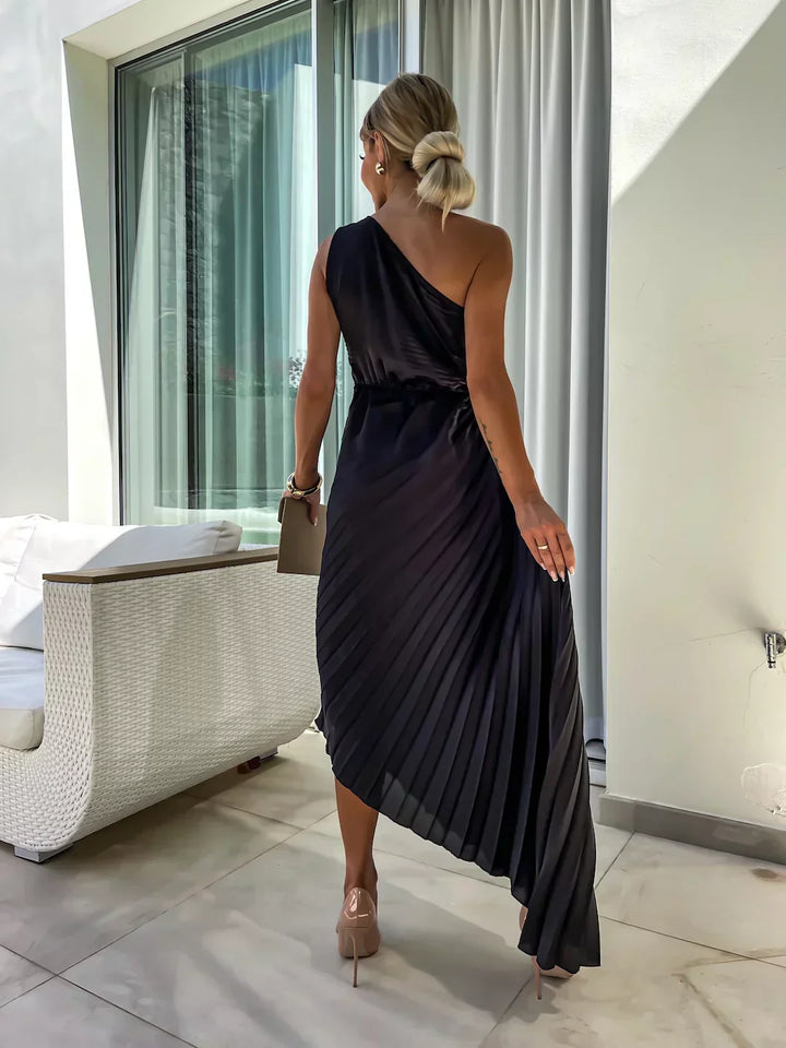 Lena™ – Tek Omuz Pileli Midi Elbise