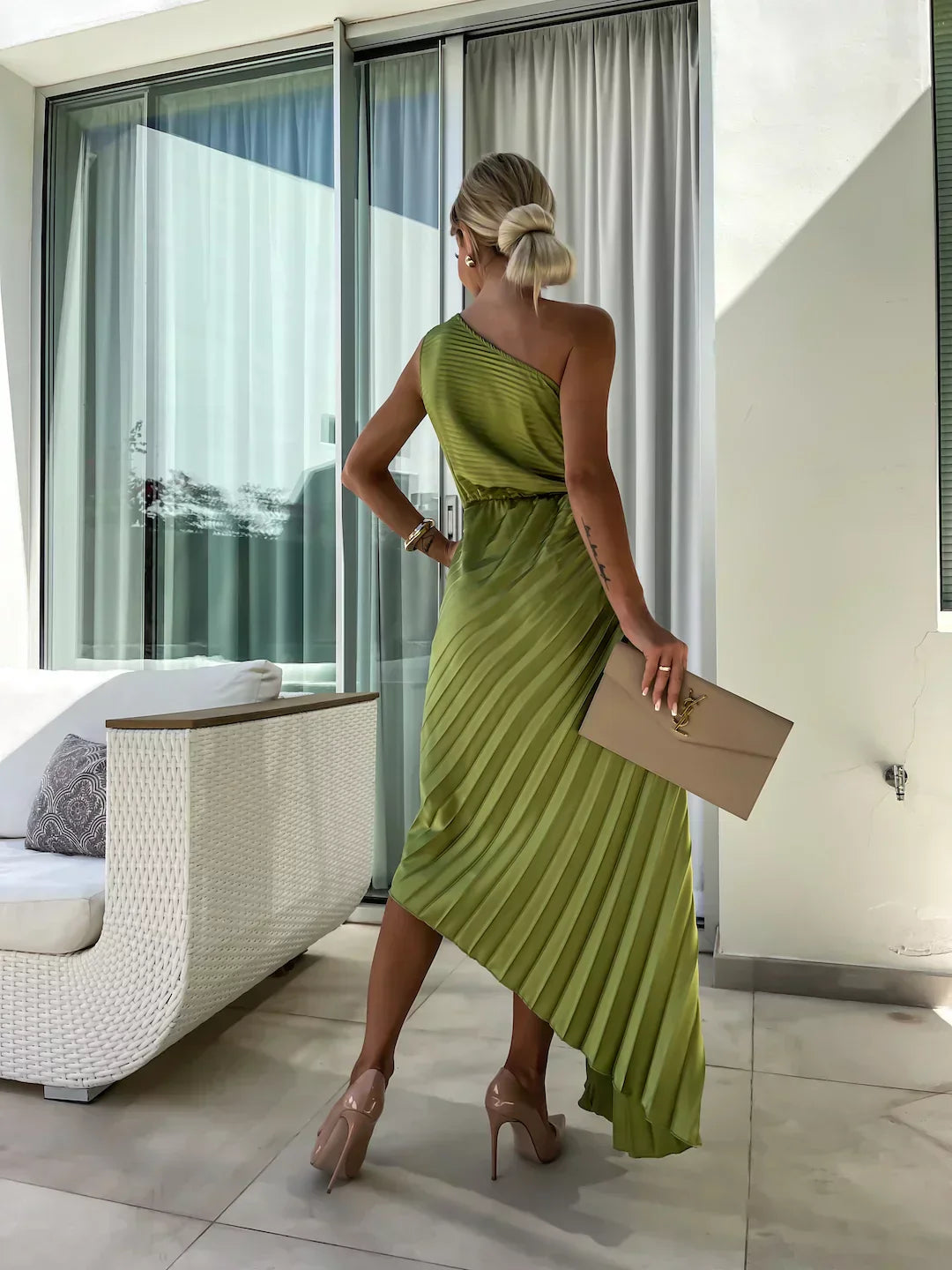 Lena™ – Tek Omuz Pileli Midi Elbise