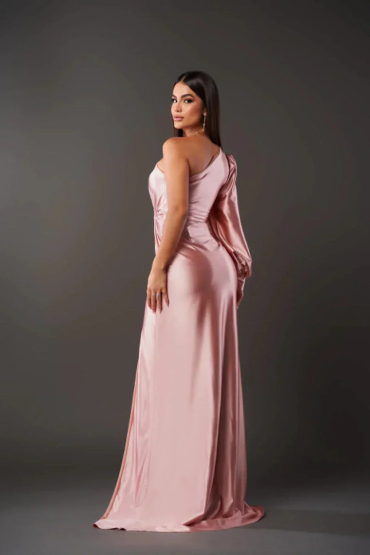 Evelyn™ – Tek Omuzlu Saten Maxi Elbise